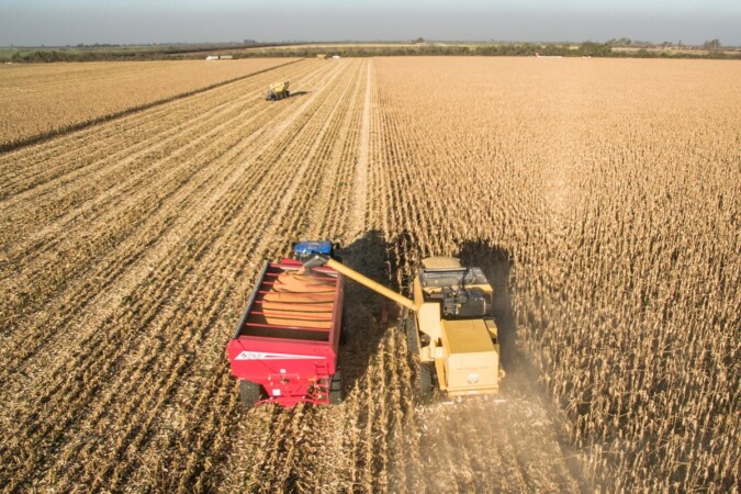 Tolva-autodescargable-GEA-Gergolet-Agricola-wpv_900x450